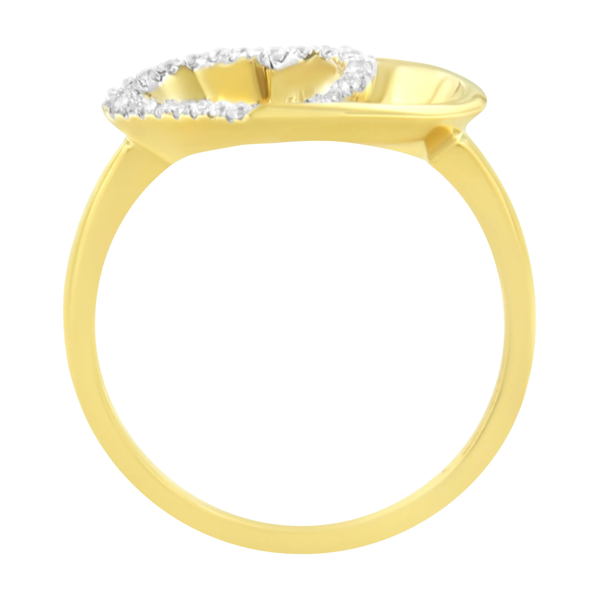 10KT Yellow Gold 1/10 cttw Diamond Heart Shape Ring (K-L, I1-I2)