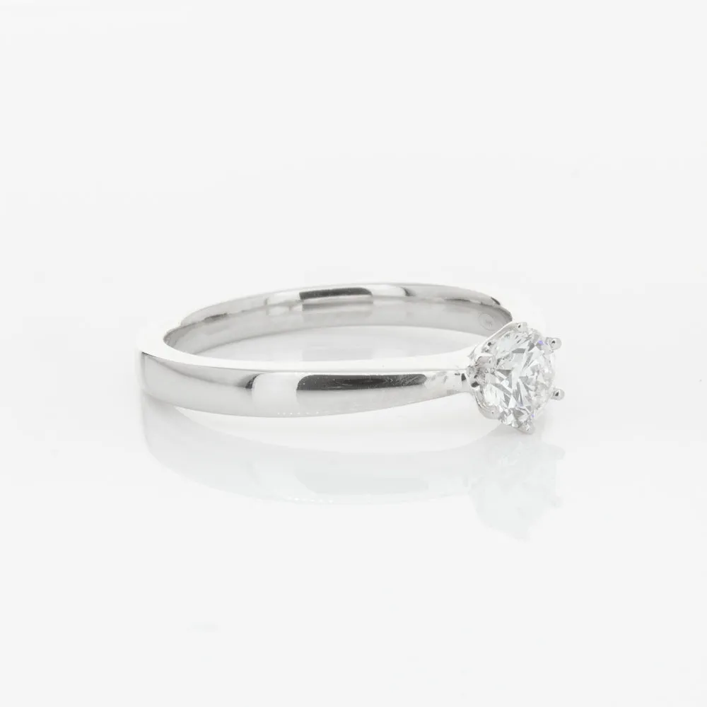 18ct White Gold .35ct Diamond Nova Ring