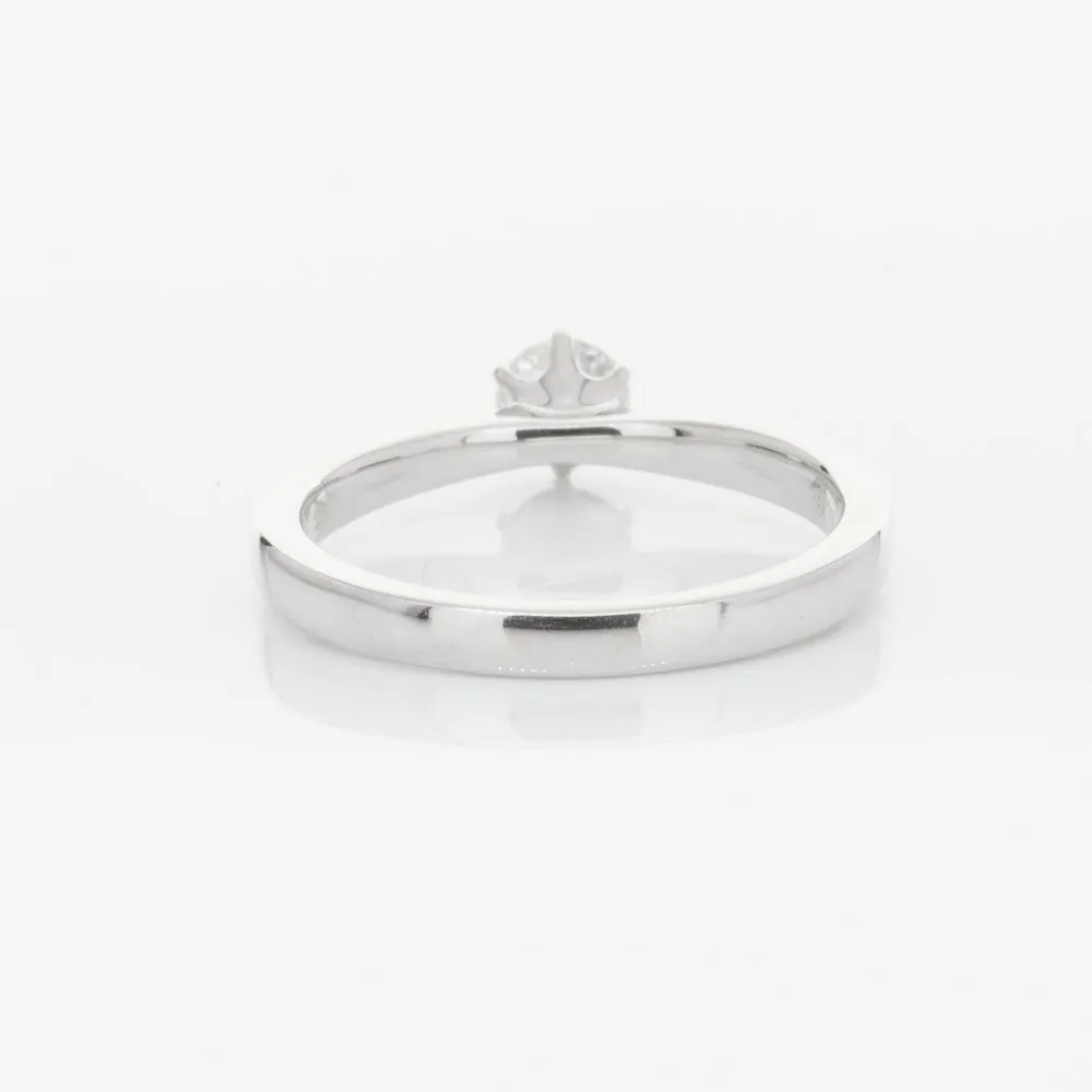 18ct White Gold .35ct Diamond Nova Ring