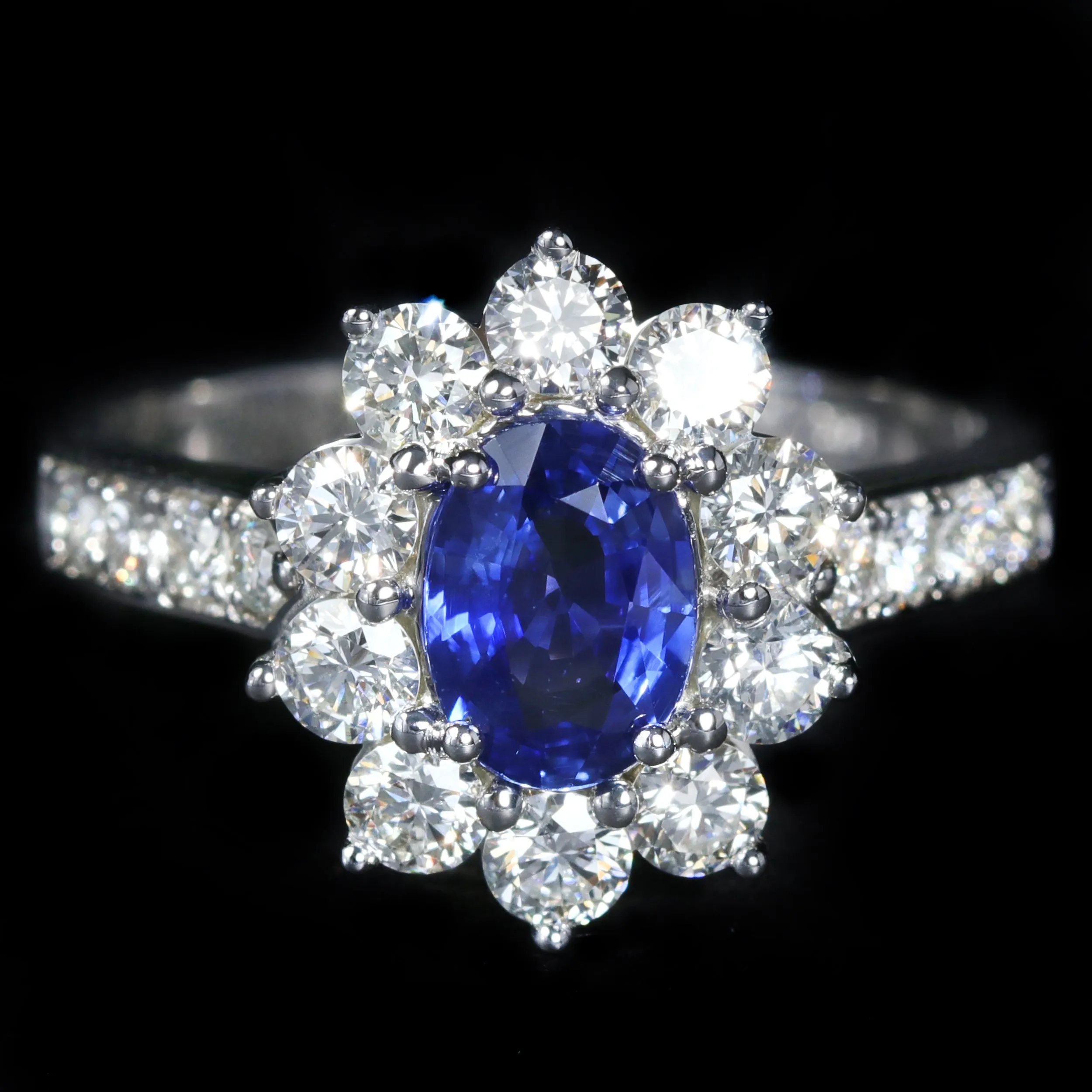 18k White Gold 0.89 Carat Sapphire and Diamond Ring