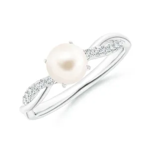 8mm Freshwater Cultured Pearl Twist Shank Ring with Moissanite Pavé