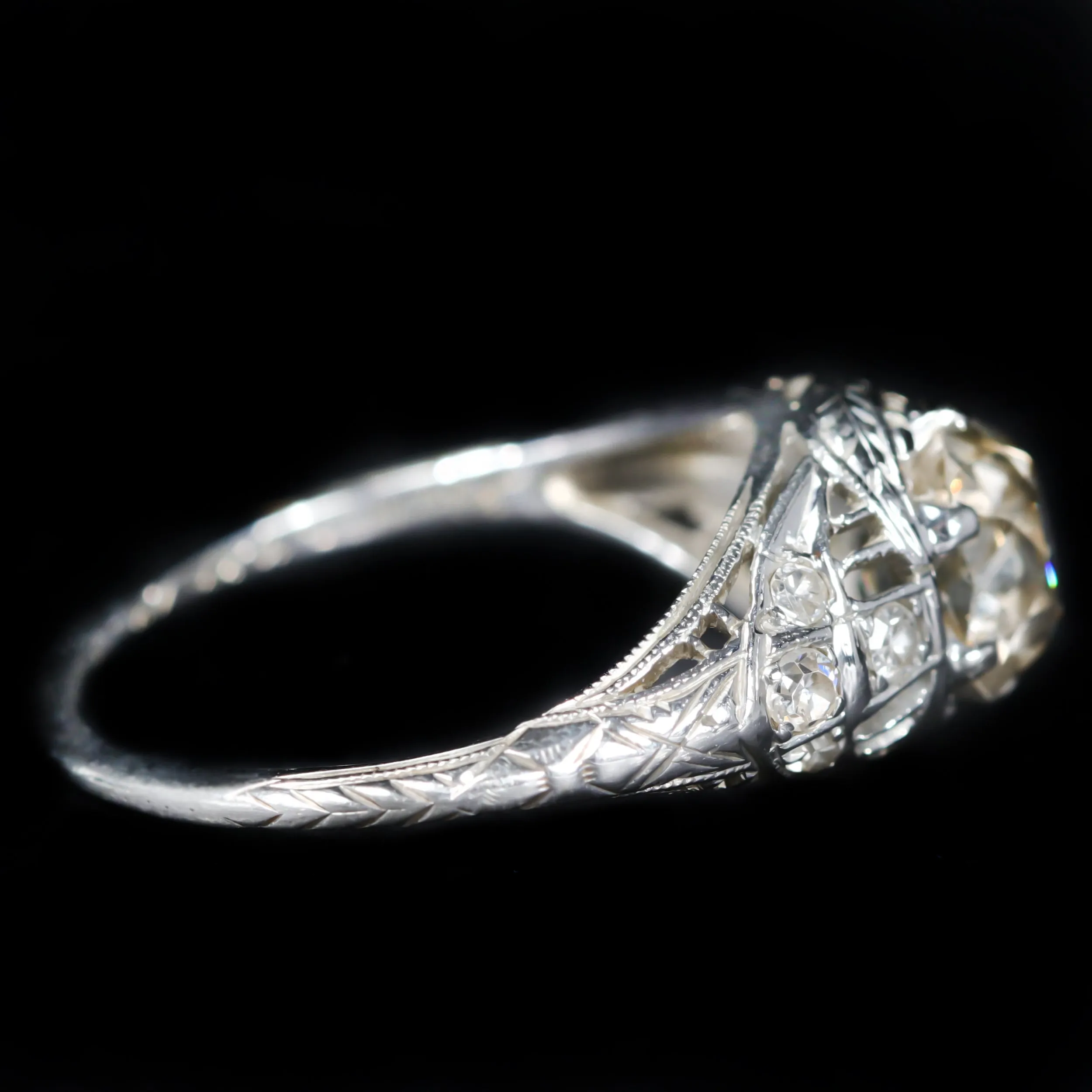 Art Deco 1.20 Carat Old Mine Cut Diamond Engagement Ring