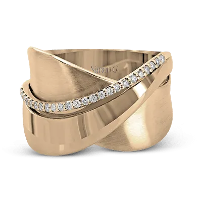 Clio Fashion Ring In 18k Gold With Diamonds