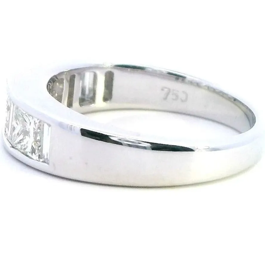 Elegant White Gold Diamond Ring - A True Symbol of Love