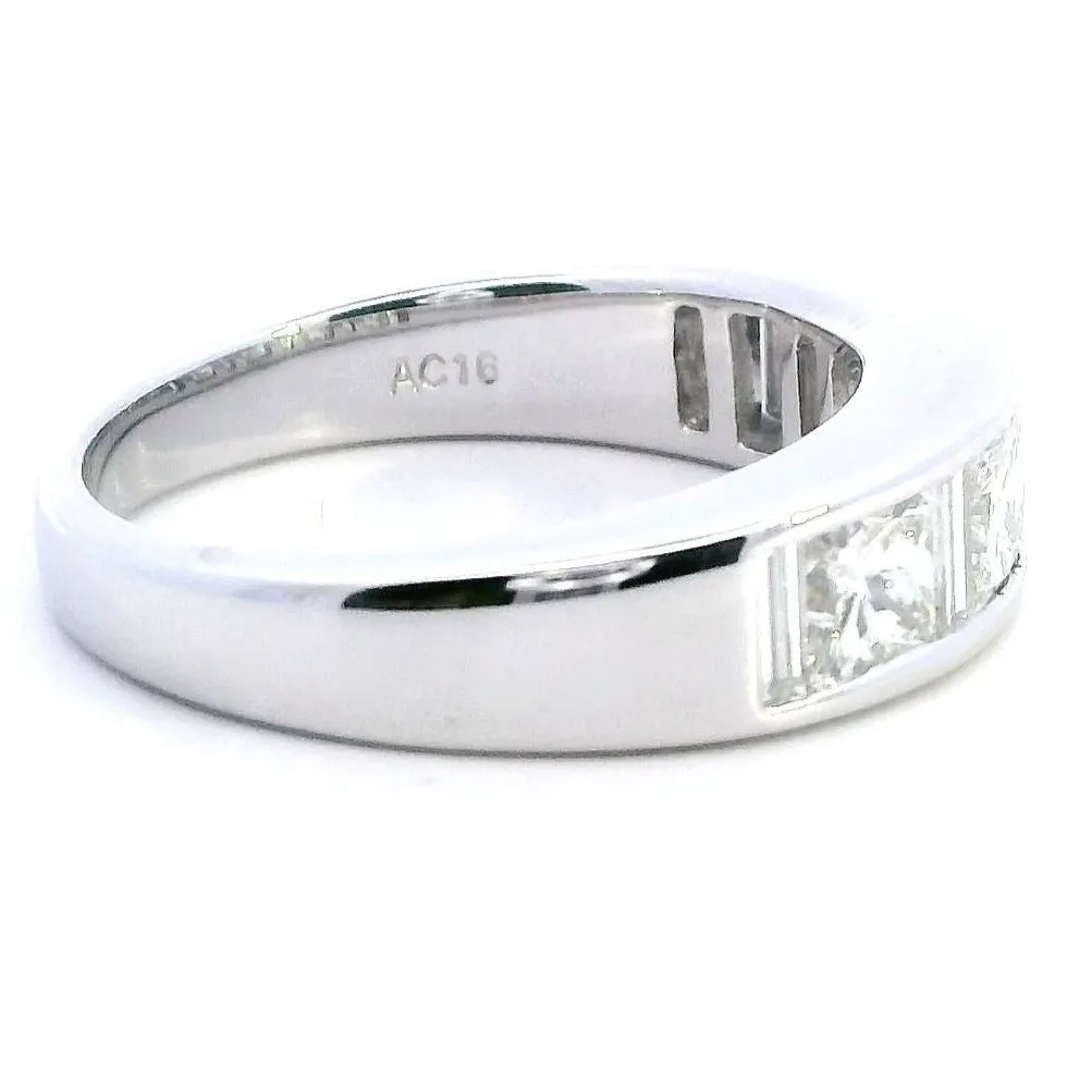 Elegant White Gold Diamond Ring - A True Symbol of Love