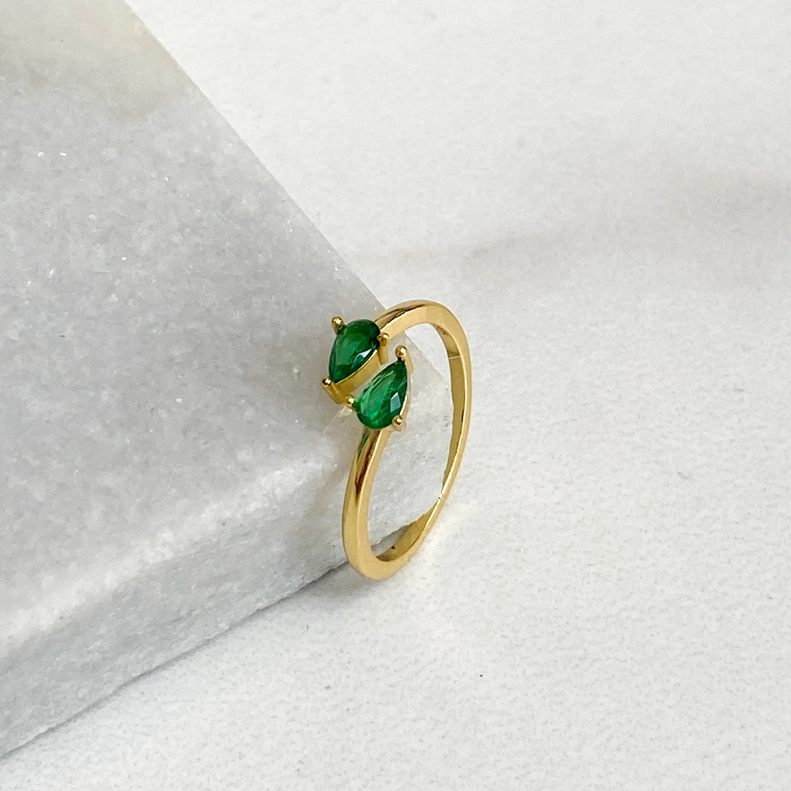 Emerald Green Crystal Ring (Gold)