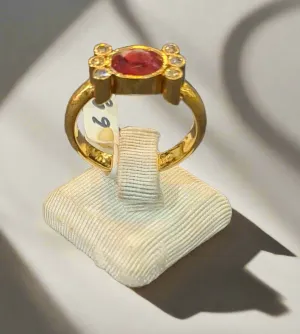 Ring in 18k gold with a ruby and brilliants