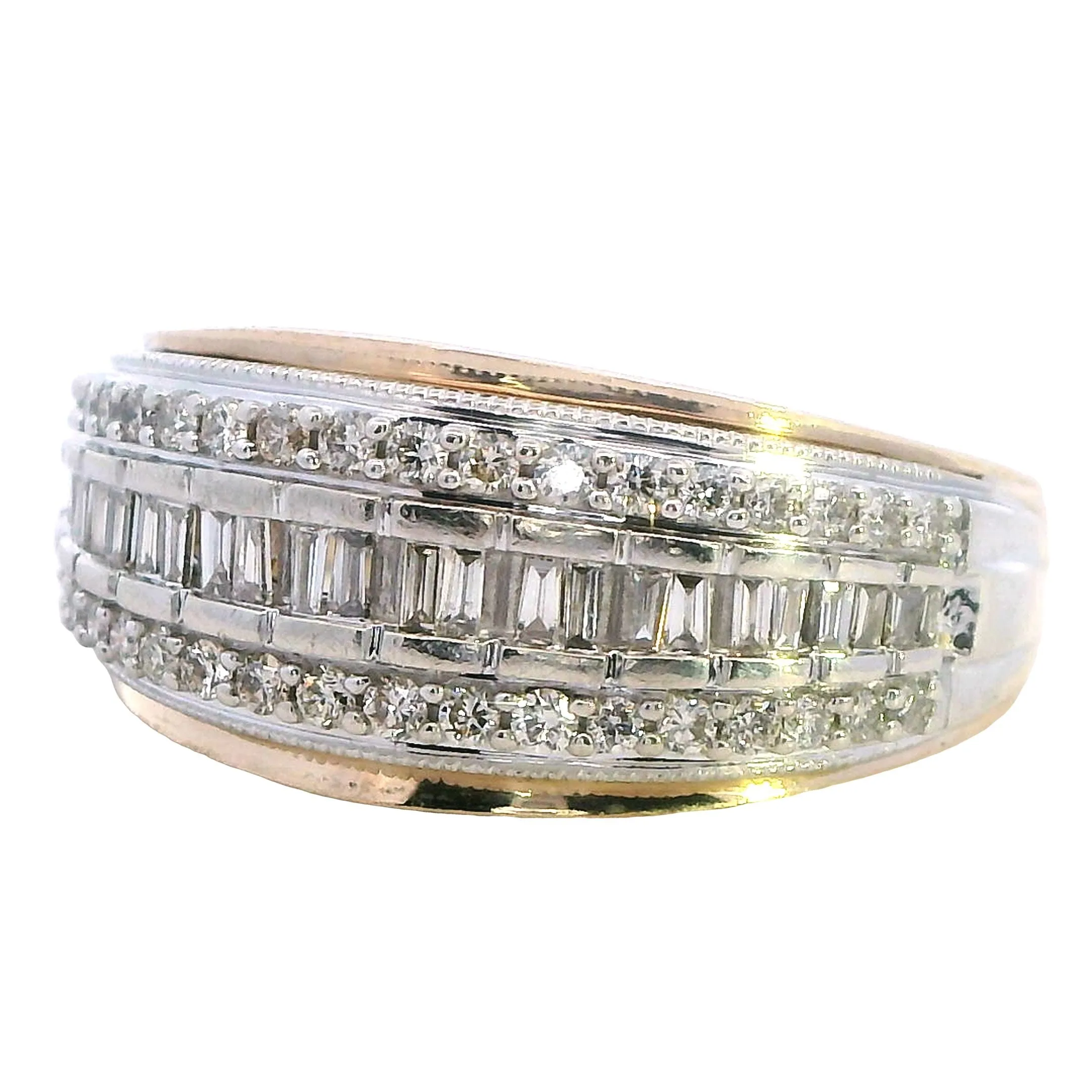 Timeless Splendour: 9ct Yellow Gold Diamond Ring - A Masterpiece of Elegance