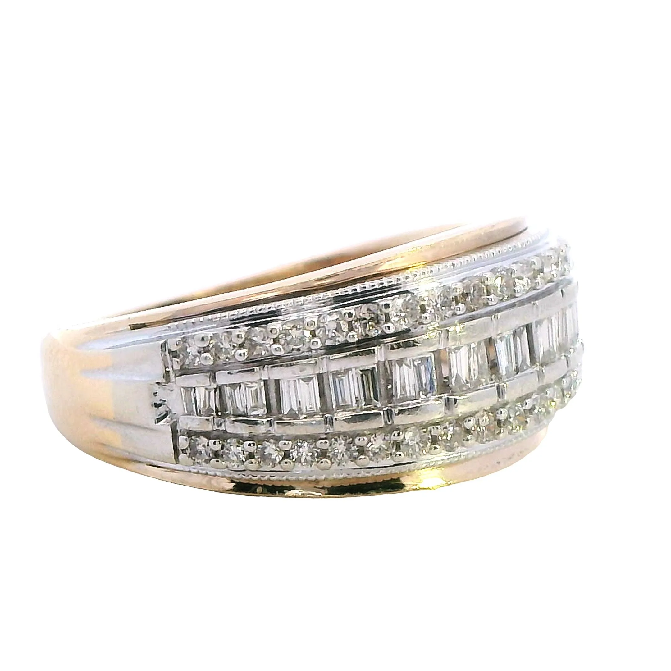 Timeless Splendour: 9ct Yellow Gold Diamond Ring - A Masterpiece of Elegance