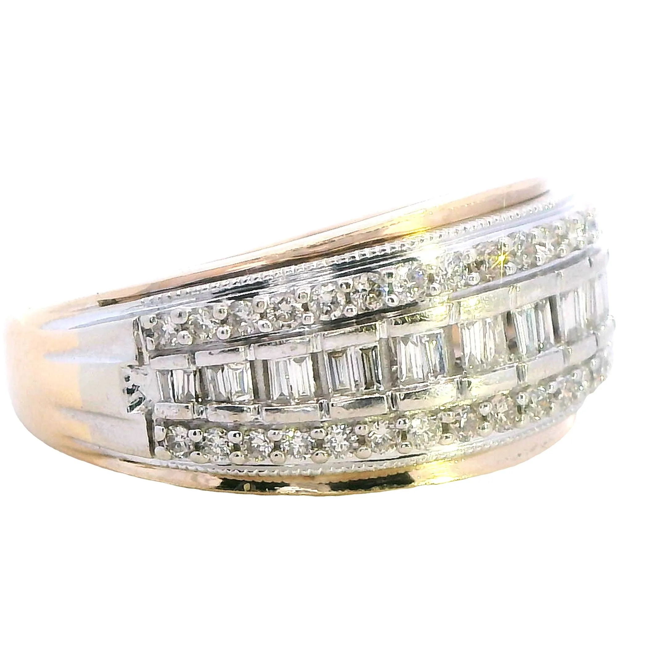 Timeless Splendour: 9ct Yellow Gold Diamond Ring - A Masterpiece of Elegance