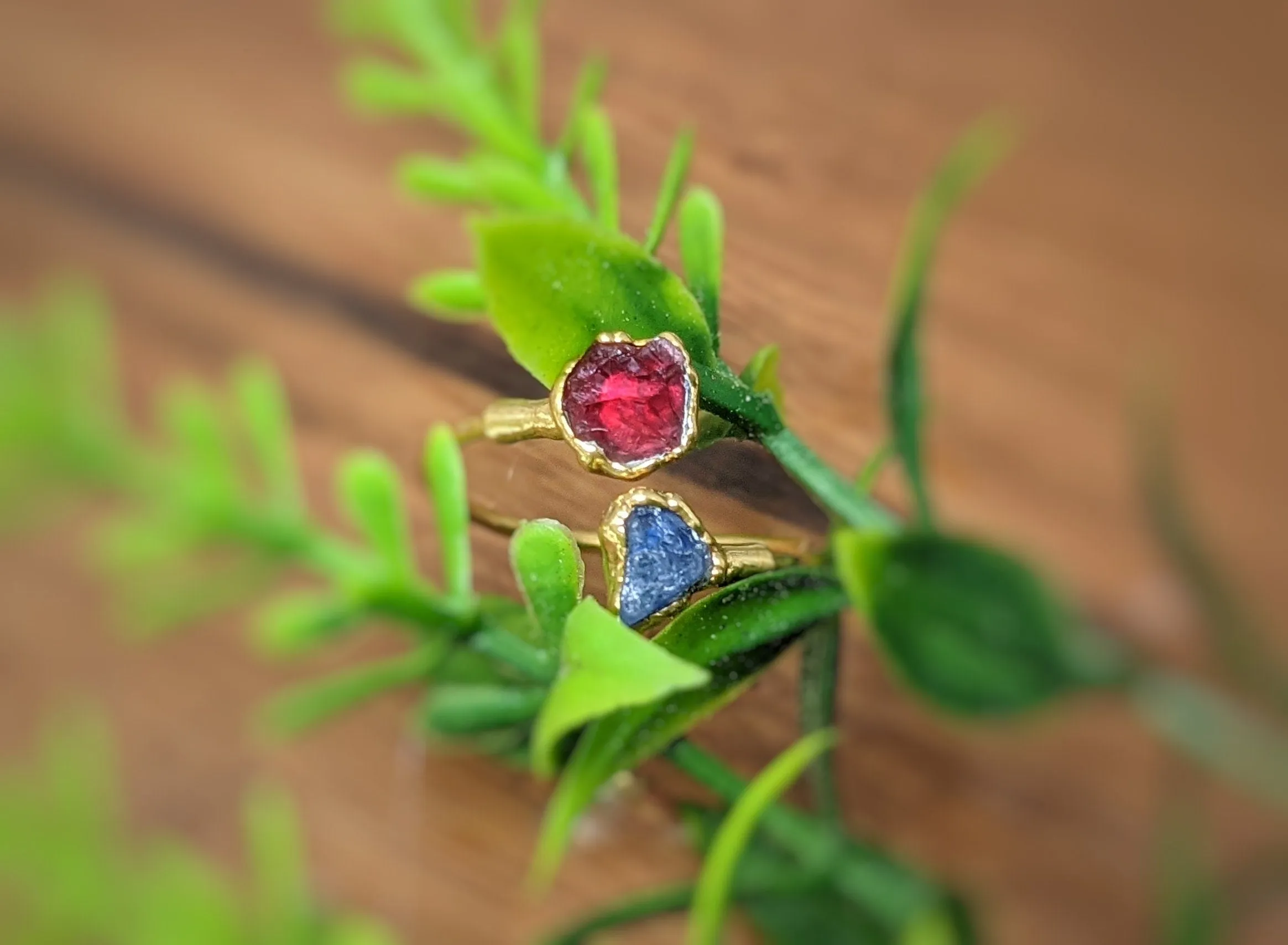 Toi et Moi raw gemstone ring