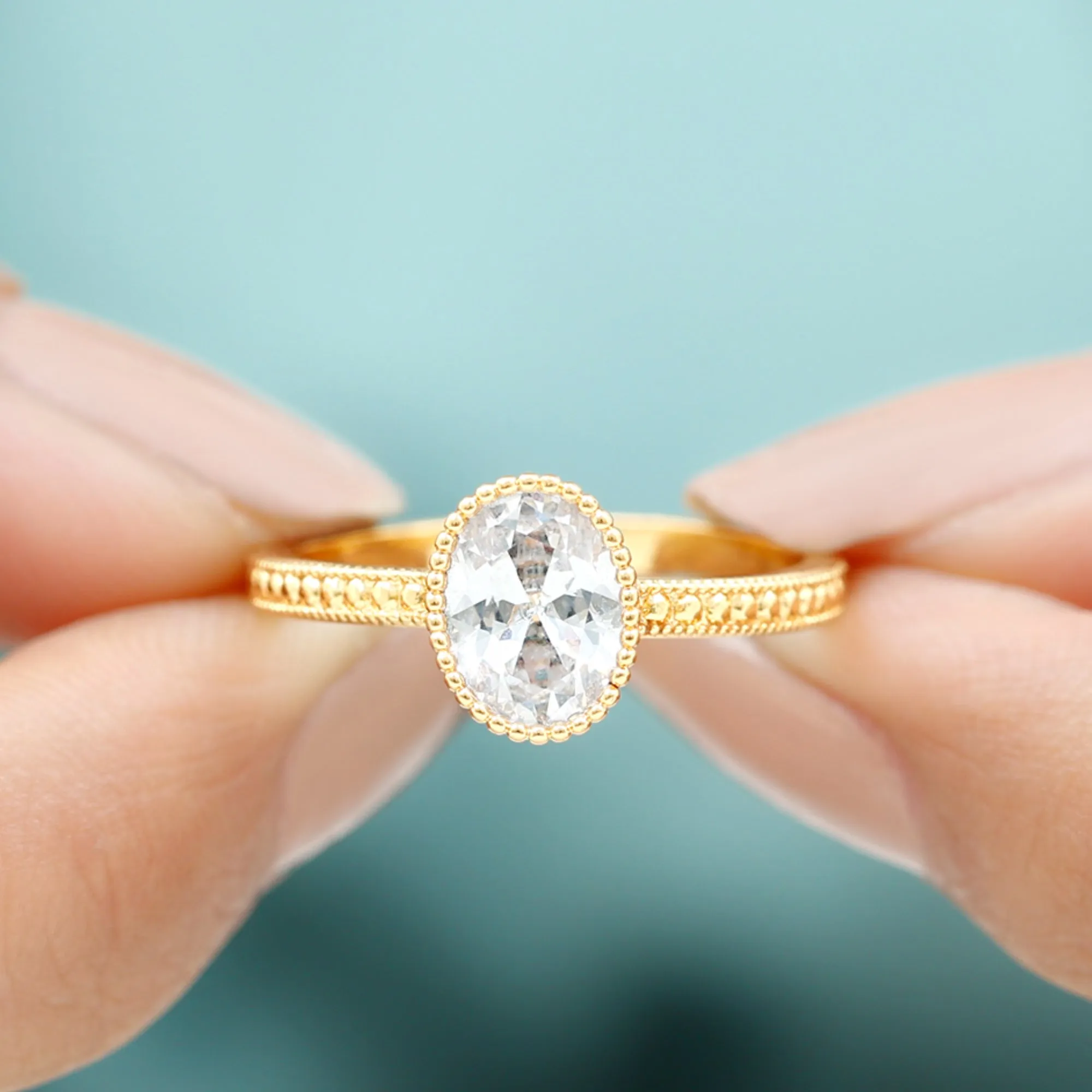 Vintage Style Oval Shape Lab Grown Diamond Solitaire Engagement Ring